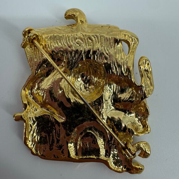 Vintage Enamel Puppy in Gift Box Christmas Brooch Gold Tone Holiday Pin - Picture 2 of 3